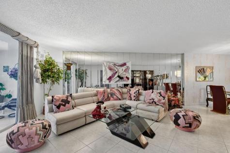 4735 Lucerne Lakes Boulevard Lake Worth FL 33467