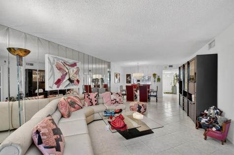 4735 Lucerne Lakes Boulevard Lake Worth FL 33467