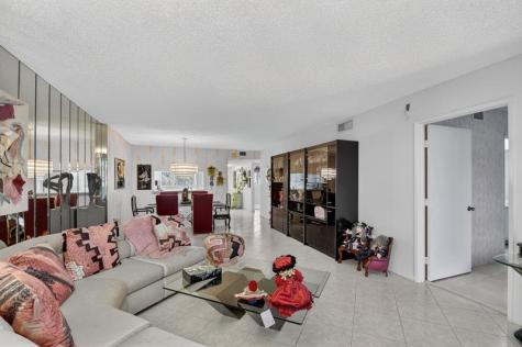 4735 Lucerne Lakes Boulevard Lake Worth FL 33467