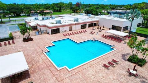 4735 Lucerne Lakes Boulevard Lake Worth FL 33467