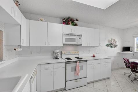 4735 Lucerne Lakes Boulevard Lake Worth FL 33467