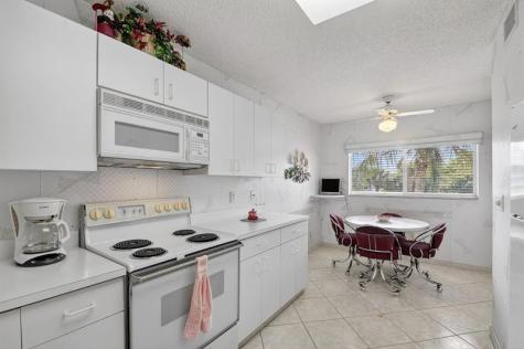 4735 Lucerne Lakes Boulevard Lake Worth FL 33467