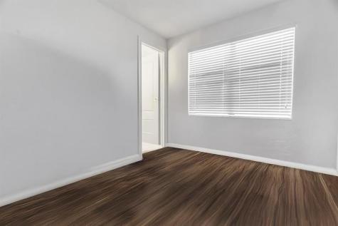 11303 SW 15th Street Pembroke Pines FL 33025