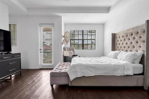 11303 SW 15th Street Pembroke Pines FL 33025