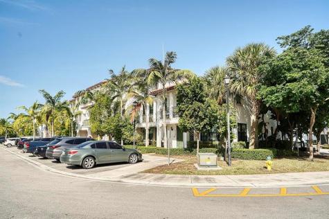 11303 SW 15th Street Pembroke Pines FL 33025