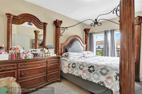 3513 NW 29th Court Lauderdale Lakes FL 33311