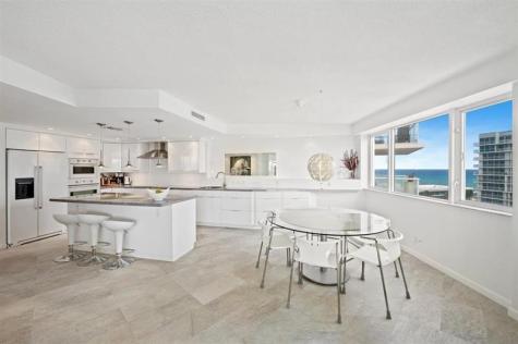 3000 Holiday Drive Fort Lauderdale FL 33316