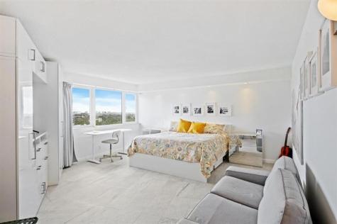 3000 Holiday Drive Fort Lauderdale FL 33316