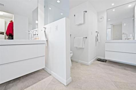 3000 Holiday Drive Fort Lauderdale FL 33316