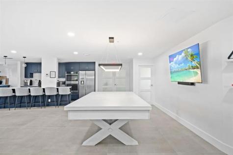 3000 Holiday Drive Fort Lauderdale FL 33316