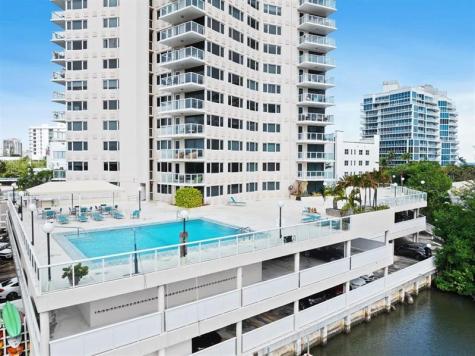 3000 Holiday Drive Fort Lauderdale FL 33316