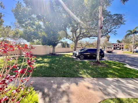 11456 NW 10th Street Hollywood FL 33026