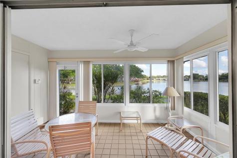 724 Nantucket Circle Lake Worth FL 33467