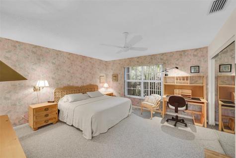 724 Nantucket Circle Lake Worth FL 33467