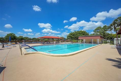 724 Nantucket Circle Lake Worth FL 33467