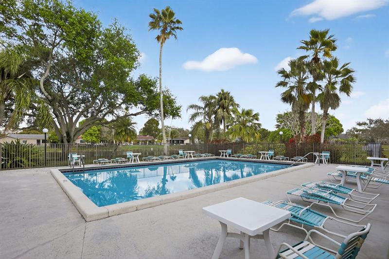 11477 NW 39th Court Coral Springs FL 33065