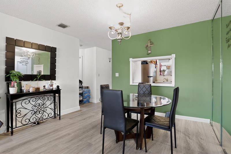 11477 NW 39th Court Coral Springs FL 33065