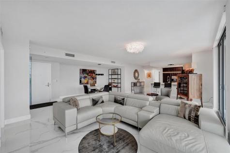 1180 N Federal Highway Fort Lauderdale FL 33304