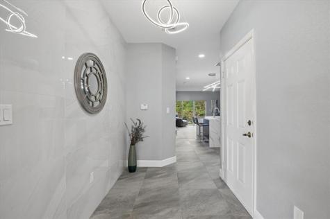 2507 NW 31st Court Oakland Park FL 33309