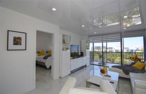 20301 W Country Club Drive Aventura FL 33180