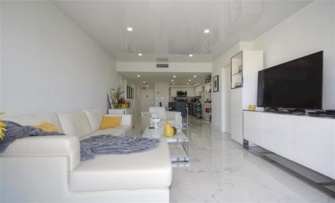 20301 W Country Club Drive Aventura FL 33180