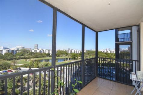 20301 W Country Club Drive Aventura FL 33180