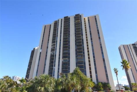 20301 W Country Club Drive Aventura FL 33180