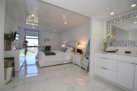 20301 W Country Club Drive Aventura FL 33180