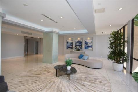 20301 W Country Club Drive Aventura FL 33180