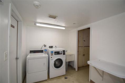 20301 W Country Club Drive Aventura FL 33180