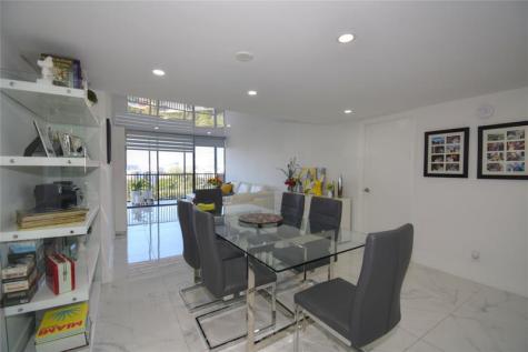 20301 W Country Club Drive Aventura FL 33180
