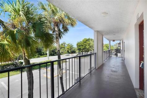 2650 NW 49th Avenue Lauderdale Lakes FL 33313