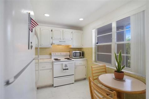 2650 NW 49th Avenue Lauderdale Lakes FL 33313