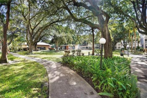 2650 NW 49th Avenue Lauderdale Lakes FL 33313