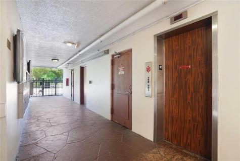 2650 NW 49th Avenue Lauderdale Lakes FL 33313