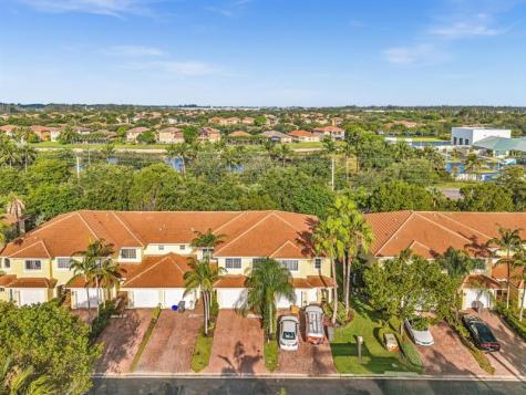 753 Imperial Lake Road West Palm Beach FL 33413