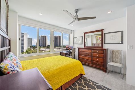 3233 NE 34th Street Fort Lauderdale FL 33308