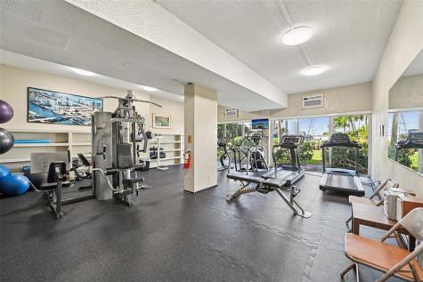 3233 NE 34th Street Fort Lauderdale FL 33308