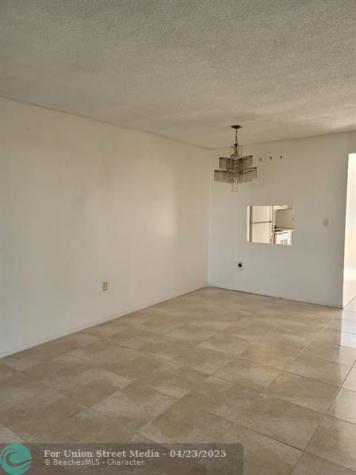 2951 E Sunrise Lakes Drive Sunrise FL 33322