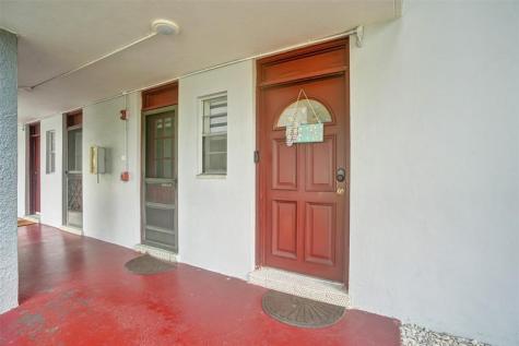 2990 NW 46th Avenue Lauderdale Lakes FL 33313