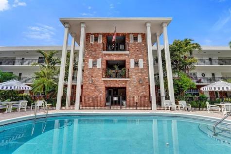 2500 NE 9th Street Fort Lauderdale FL 33304