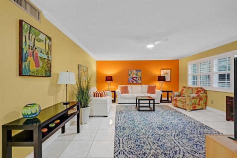 2500 NE 9th Street Fort Lauderdale FL 33304