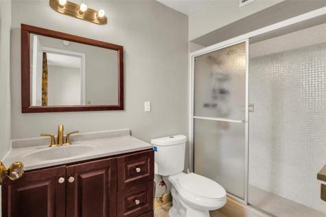 2840 Somerset Drive Lauderdale Lakes FL 33311