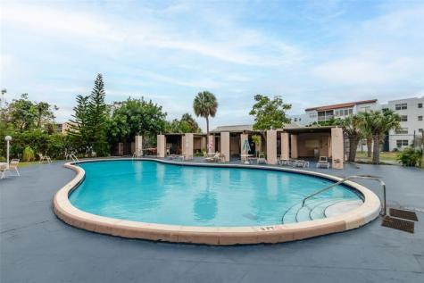 2840 Somerset Drive Lauderdale Lakes FL 33311