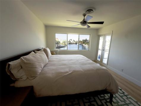 2330 NE 36th Street Lighthouse Point FL 33064