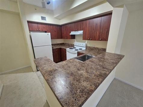 2961 NE 185th Street Miami FL 33180