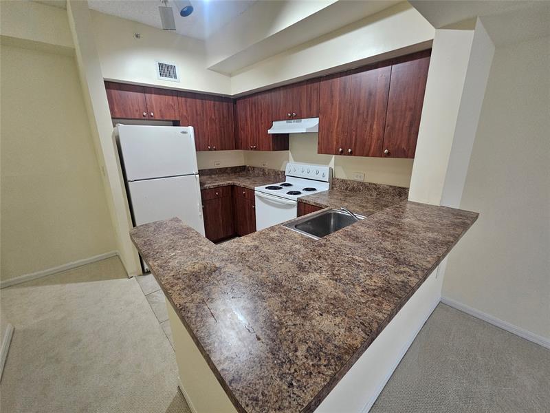2961 NE 185th Street Miami FL 33180