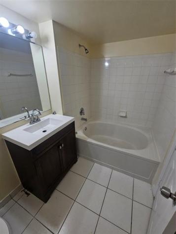 2961 NE 185th Street Miami FL 33180
