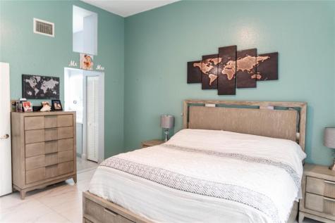 1102 SW 158th Avenue Pembroke Pines FL 33027