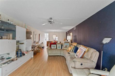 2302 Lucaya Lane Coconut Creek FL 33066